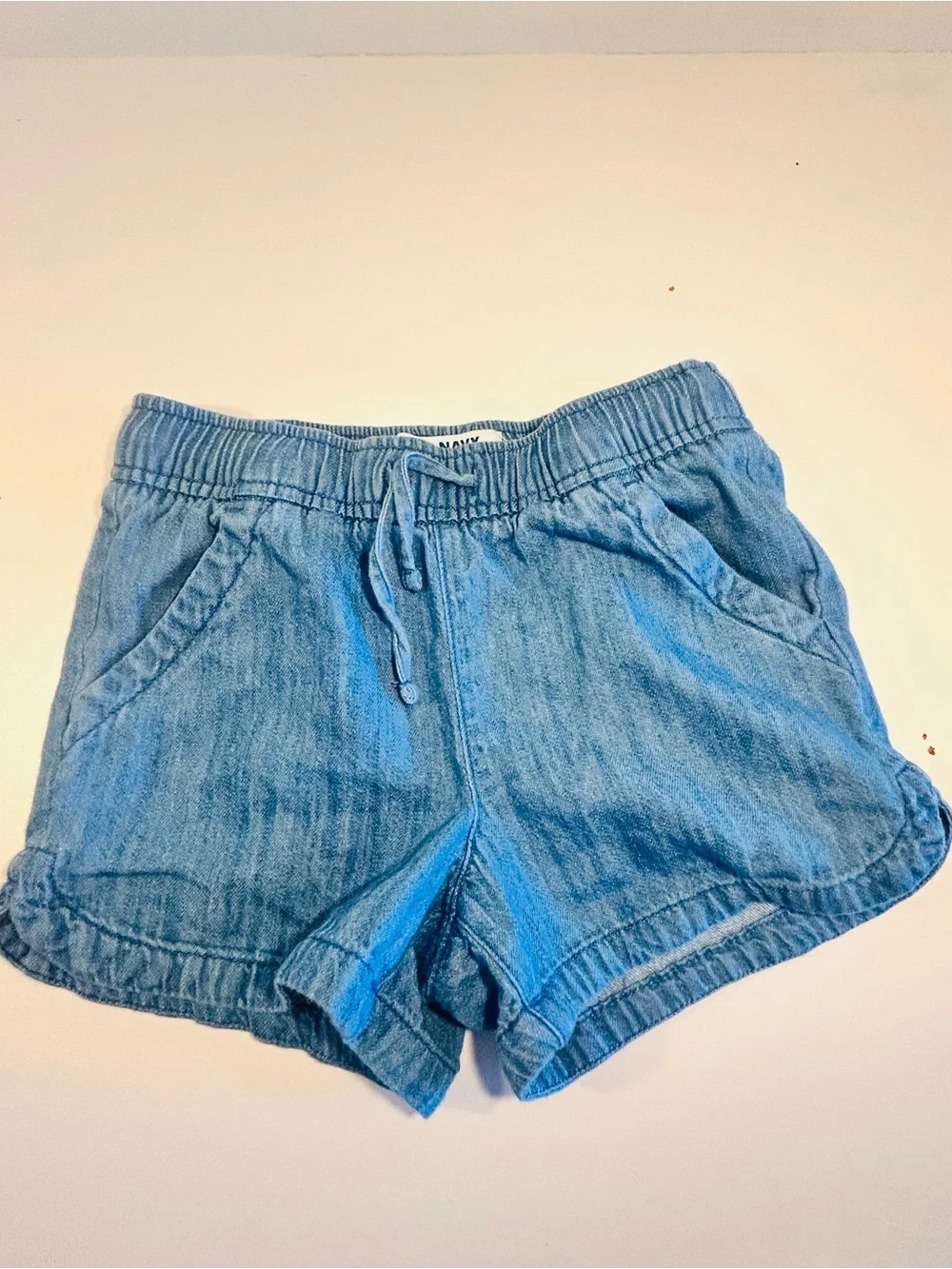 Lot of Girls Size 5-7 Clothes ( 1 dress, 2 pajamas, 2 tops, 1 shorts)